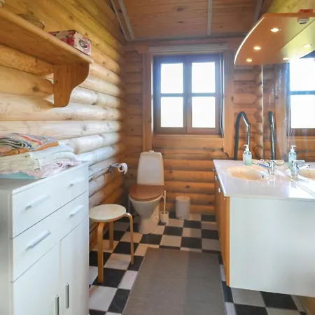 Cozy In With Sauna